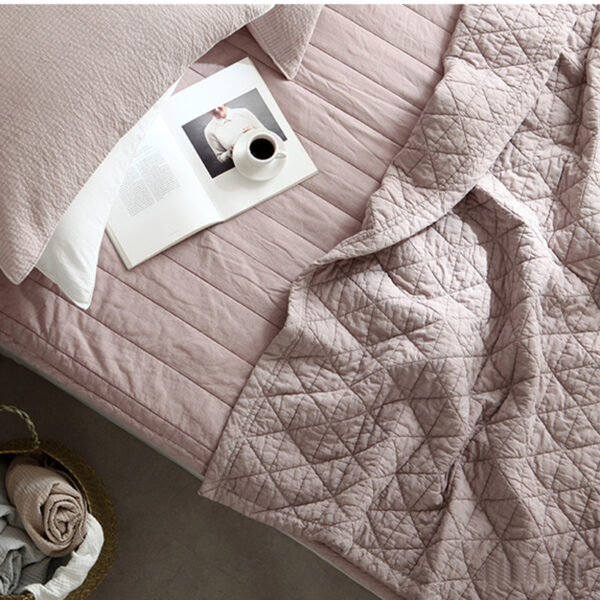 Chan he Aigle pigment pad- Pink Beige (2) Chăn hè thu cao cấp Hàn Quốc cotton- Aigle Pigment Pad