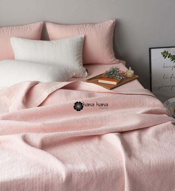 Mongle Organic Pigment Spread - Pink 1 Chăn hè thu Mongle Organic Pure Cotton Wash Pigment Line Quilting Spread