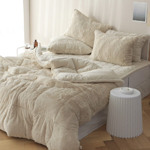 322617719_1100793933945010_5346636564785077676_n Chăn lông siêu ấm Raschel Comforter Hàn Quốc nhập khẩu